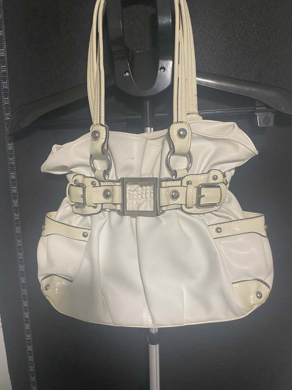 Rare Women's Wilson Leather White Purse Vintage Y2K